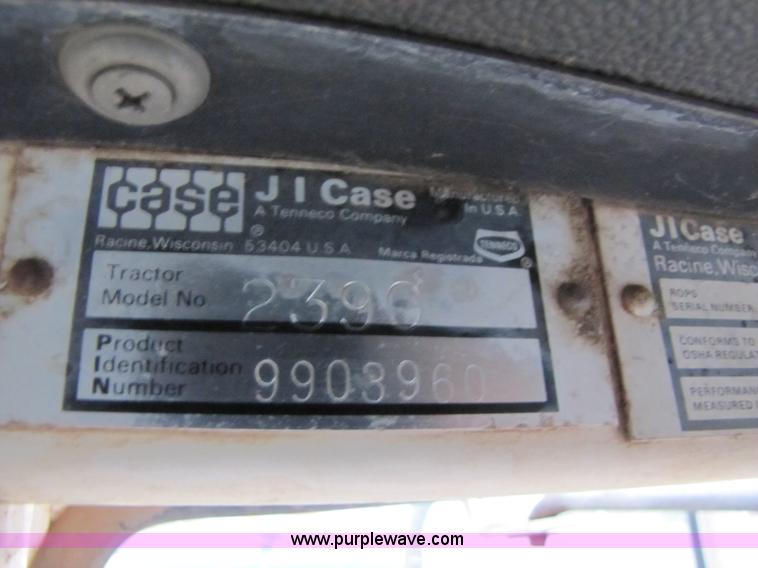 image for item 3493 1980 Case 2390 tractor