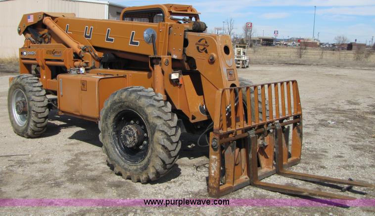 image for item 3543 2001 Lull Highlander 844C-42 telehandler