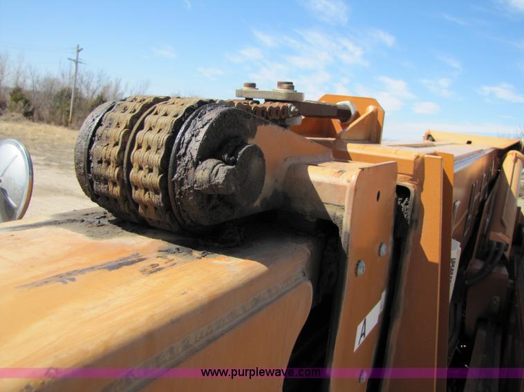 image for item 3543 2001 Lull Highlander 844C-42 telehandler