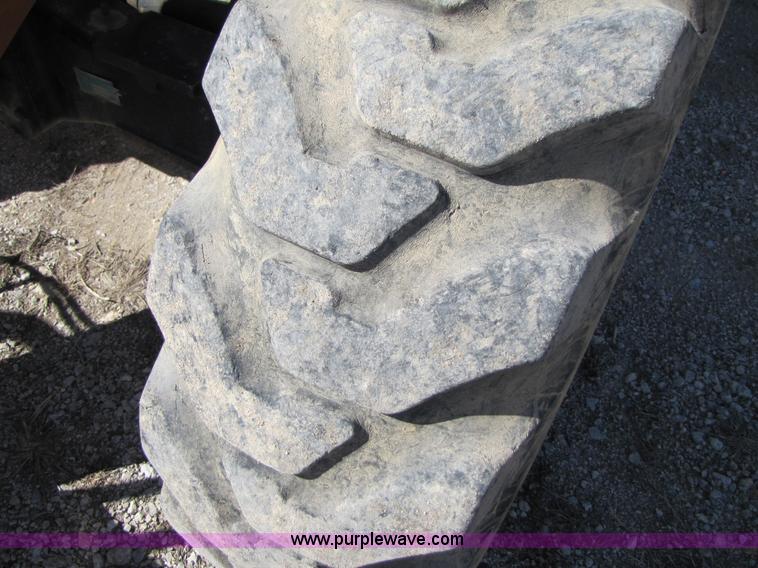 image for item 3543 2001 Lull Highlander 844C-42 telehandler