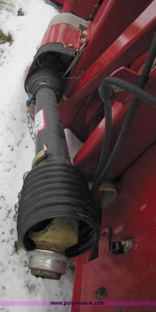 image for item 3546 2005 Case IH 2208 corn header