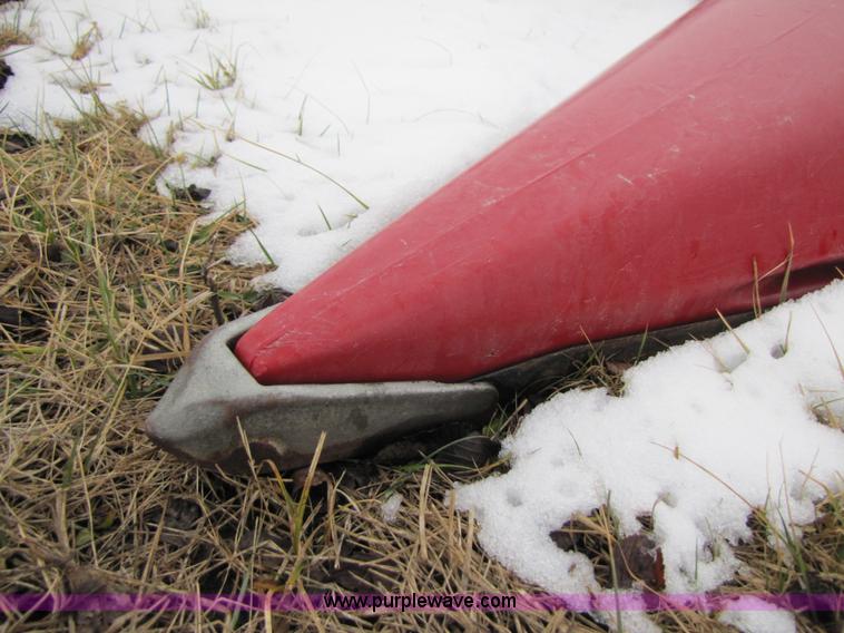 image for item 3546 2005 Case IH 2208 corn header