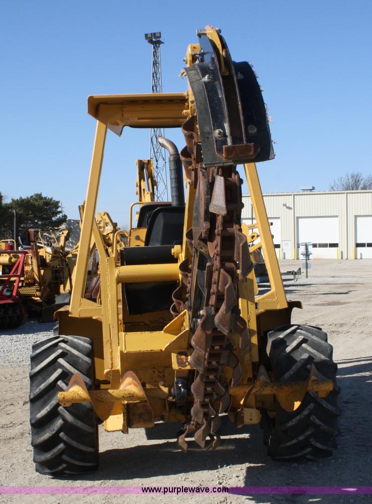 image for item 4930 1995 Vermeer V-8550 trencher backhoe