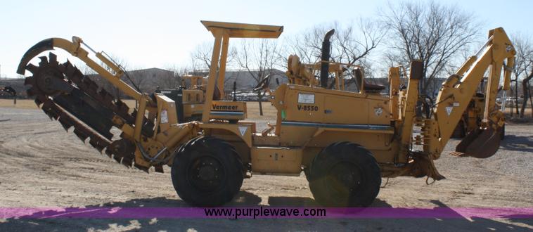 image for item 4930 1995 Vermeer V-8550 trencher backhoe