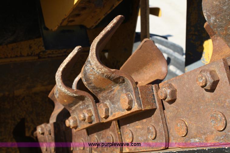 image for item 4930 1995 Vermeer V-8550 trencher backhoe