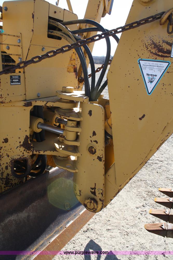 image for item 4930 1995 Vermeer V-8550 trencher backhoe