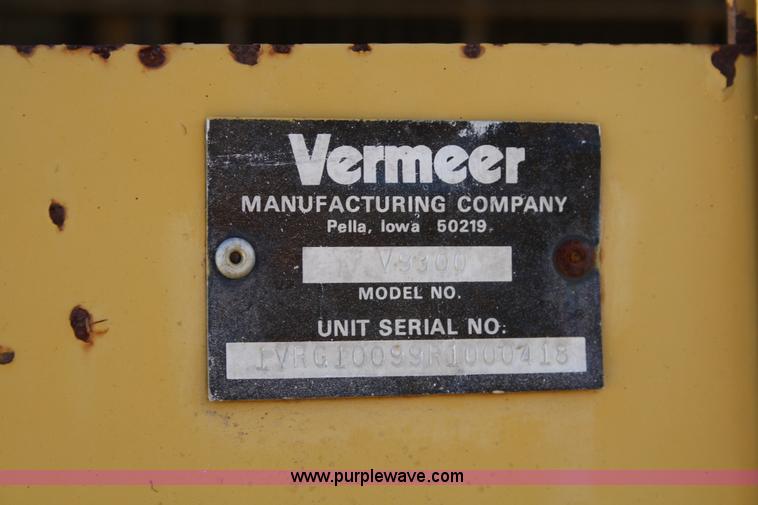 image for item 4930 1995 Vermeer V-8550 trencher backhoe