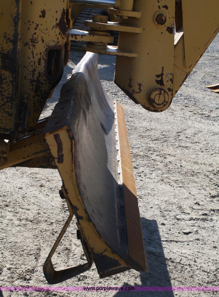 image for item 4930 1995 Vermeer V-8550 trencher backhoe