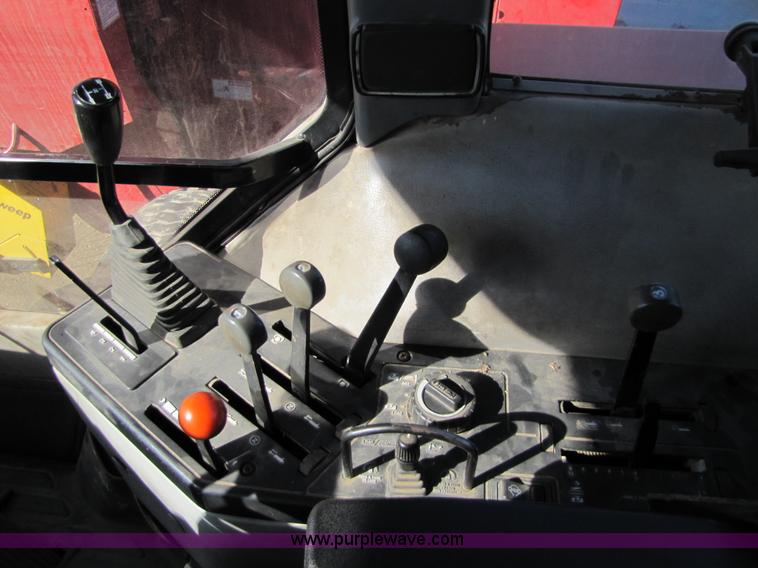 image for item 5186 1990 Case IH 5140 tractor