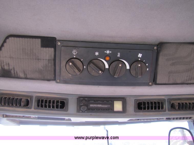 image for item 5186 1990 Case IH 5140 tractor