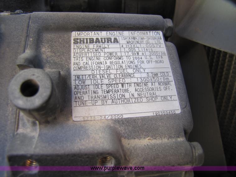 image for item 5189 Case IH DX24 garden tractor with mower deck