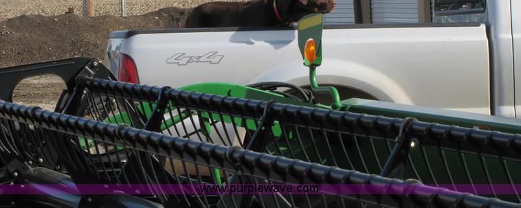 image for item 5194 2006 Kinze 3600 16/31 split row planter