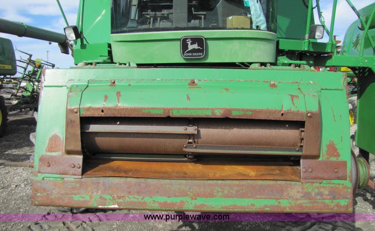 image for item 5195 1996 John Deere 9500 combine