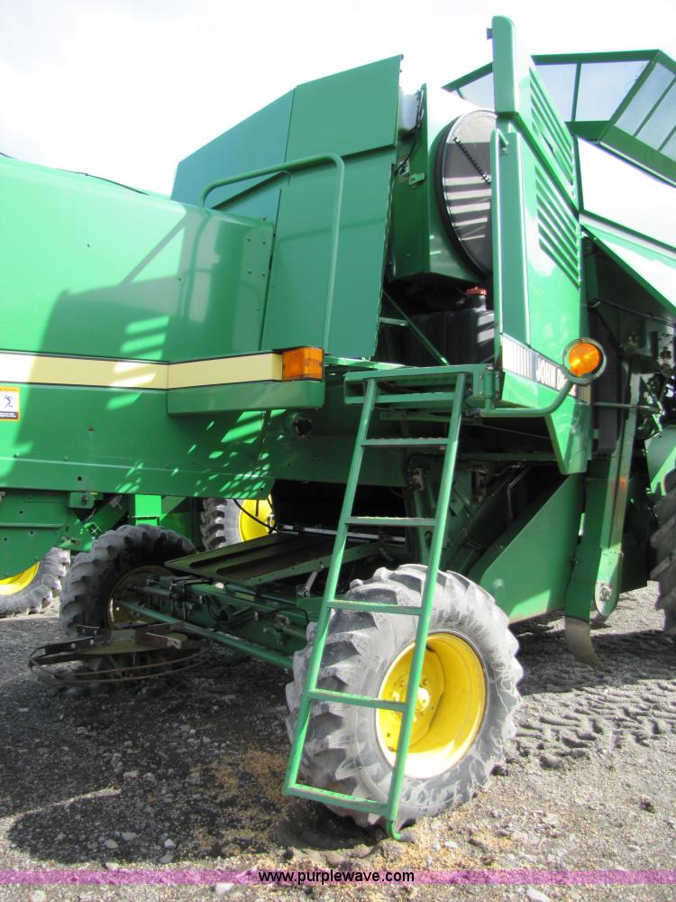 image for item 5195 1996 John Deere 9500 combine