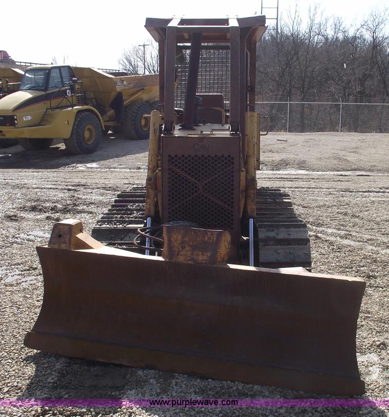 image for item 5547 1986 Case 450C dozer