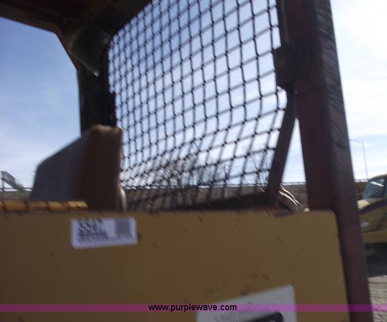 image for item 5547 1986 Case 450C dozer