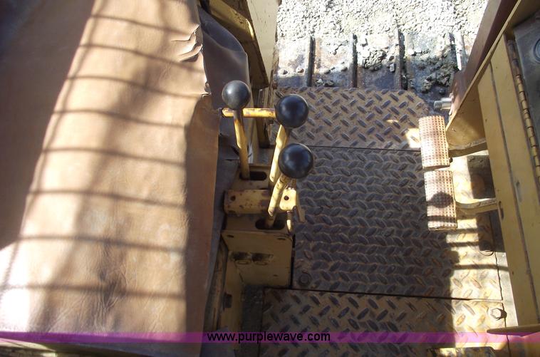 image for item 5547 1986 Case 450C dozer