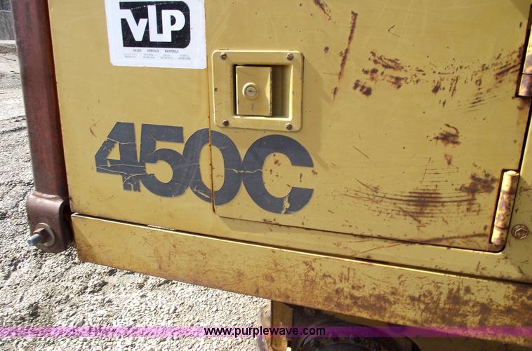 image for item 5547 1986 Case 450C dozer