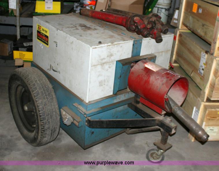 image for item 6083 1980 A & W 375 Tru-Test dynamometer