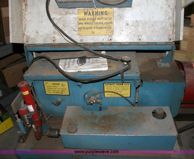 image for item 6083 1980 A & W 375 Tru-Test dynamometer