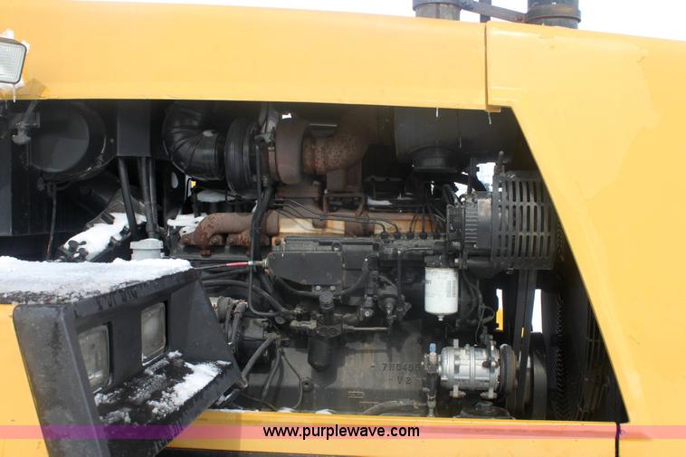 image for item 6474 1987 Caterpillar Challenger 65 tracked tractor