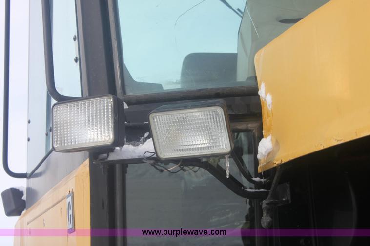 image for item 6474 1987 Caterpillar Challenger 65 tracked tractor