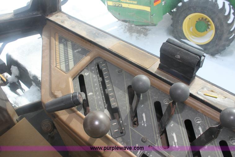 image for item 6474 1987 Caterpillar Challenger 65 tracked tractor