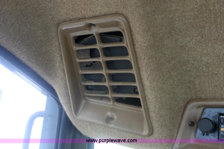 image for item 6474 1987 Caterpillar Challenger 65 tracked tractor