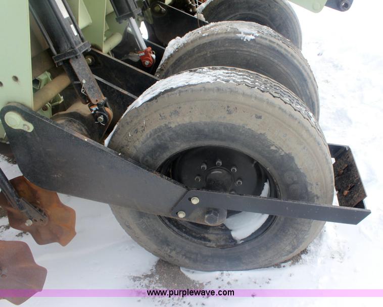 image for item 6475 Orthman 1tRIPr Combo Caddy 12 row preplant tillage tool