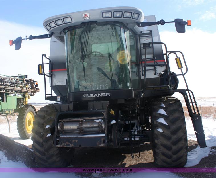 image for item 6478 2004 AGCO Gleaner R65 RWA combine