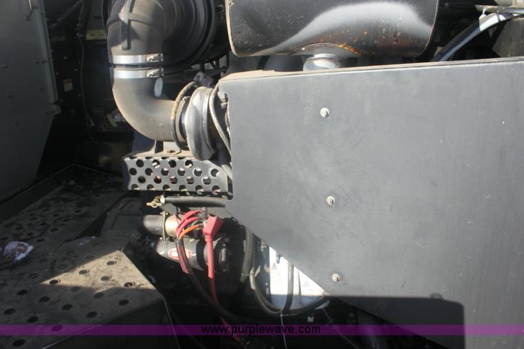 image for item 6478 2004 AGCO Gleaner R65 RWA combine