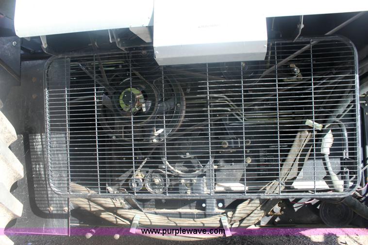 image for item 6478 2004 AGCO Gleaner R65 RWA combine