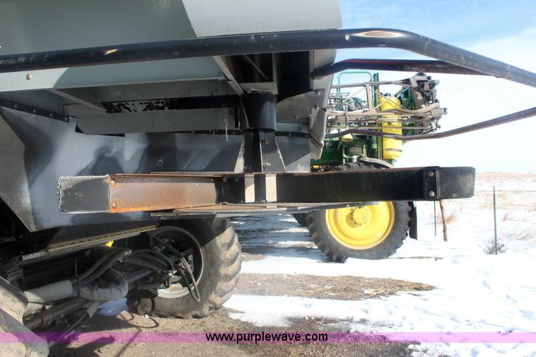 image for item 6478 2004 AGCO Gleaner R65 RWA combine