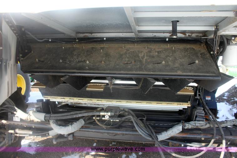 image for item 6478 2004 AGCO Gleaner R65 RWA combine