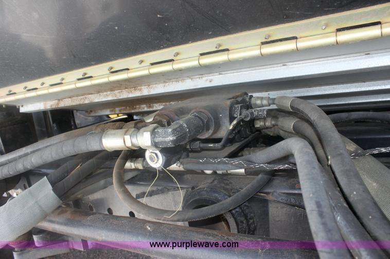 image for item 6478 2004 AGCO Gleaner R65 RWA combine