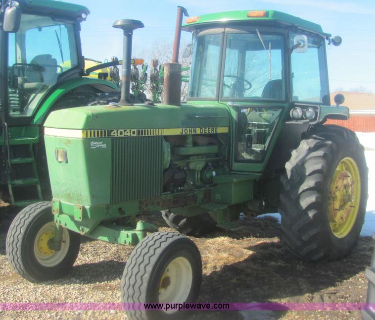 image for item 6845 1978 John Deere 4040 tractor