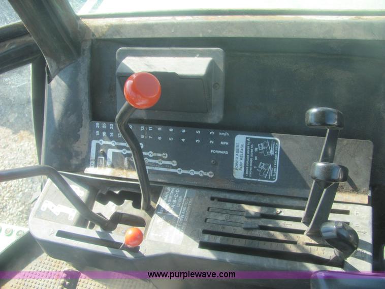 image for item 6845 1978 John Deere 4040 tractor