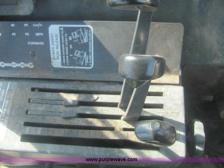 image for item 6845 1978 John Deere 4040 tractor