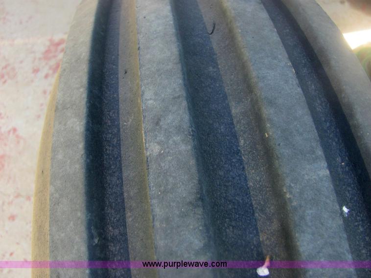 image for item 6874 2004 John Deere 6320 tractor