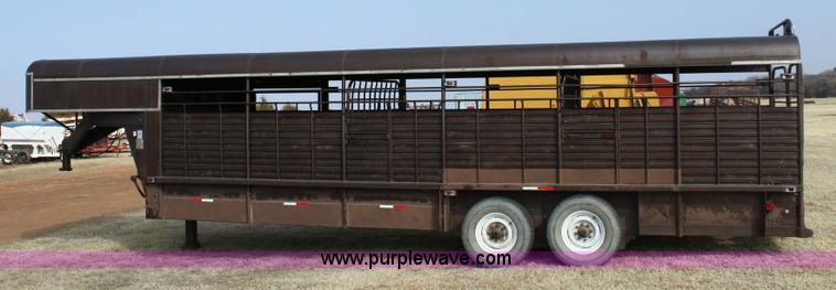 image for item 6876 1988 Gooseneck stock trailer