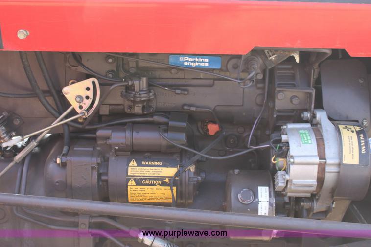 image for item 6881 Massey-Ferguson 231 tractor