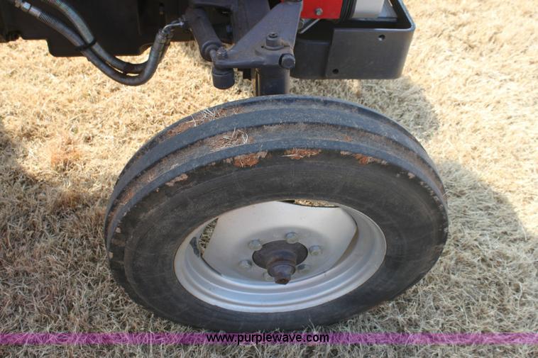 image for item 6881 Massey-Ferguson 231 tractor