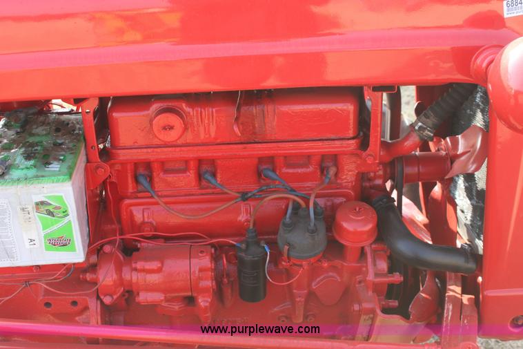 image for item 6884 Ford 700 row crop tractor