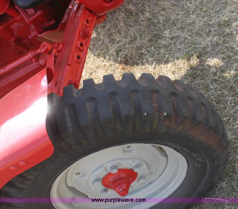 image for item 6884 Ford 700 row crop tractor