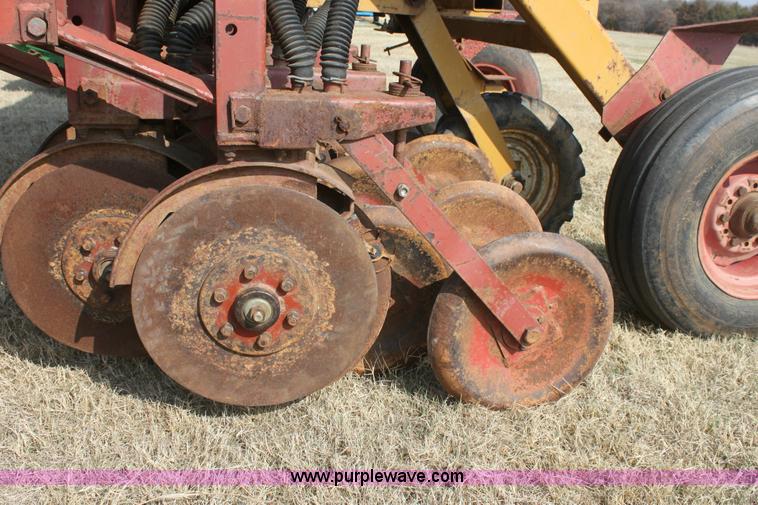 image for item 6895 HayBuster 1000 no till drill