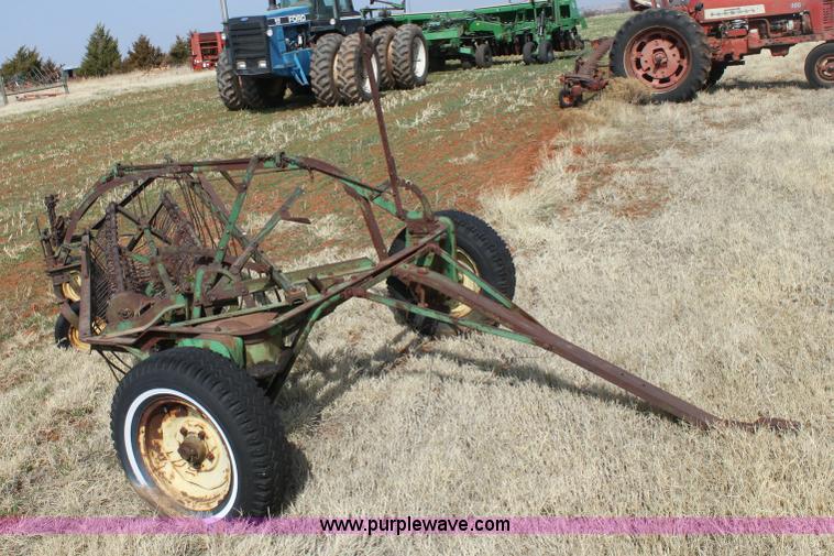 image for item 6901 International Farmall 300 tractor with attachments