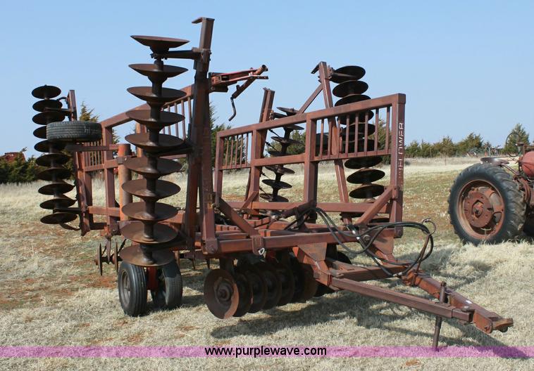 Sunflower 20' folding offset disk in Guthrie, OK Item 6903 sold