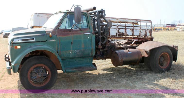 image for item 6904 1969 Chevrolet C60 Custom truck