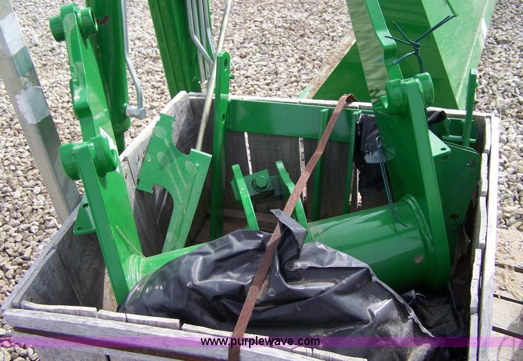 image for item 7280 John Deere 542 loader