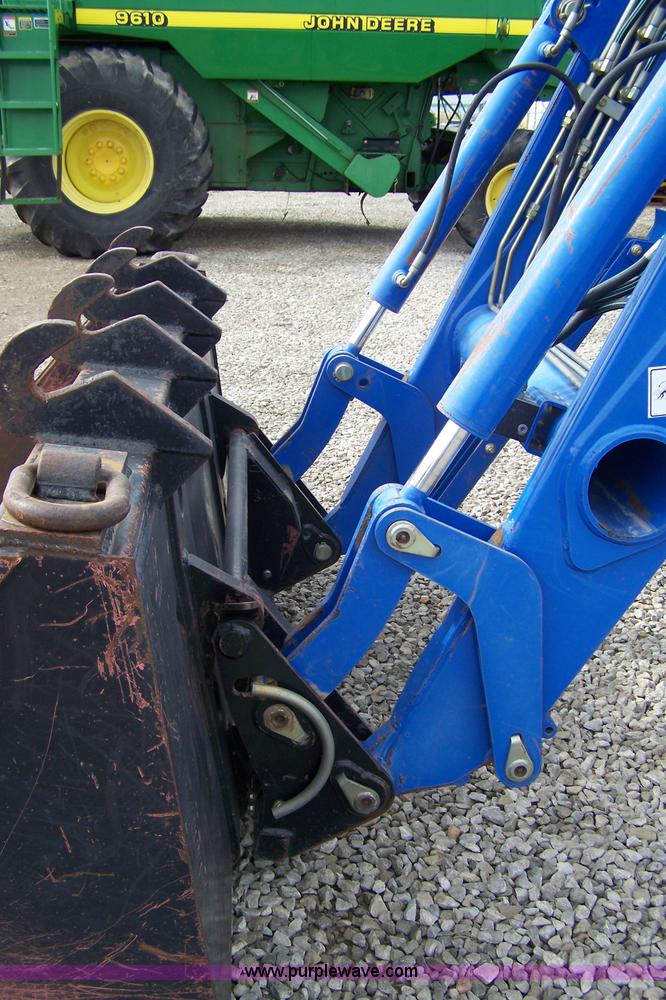 image for item 7281 2005 New Holland TS100A MFWD tractor